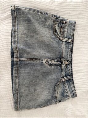 Light Wash Denim Mini Skirt - Casual Women's Skirt